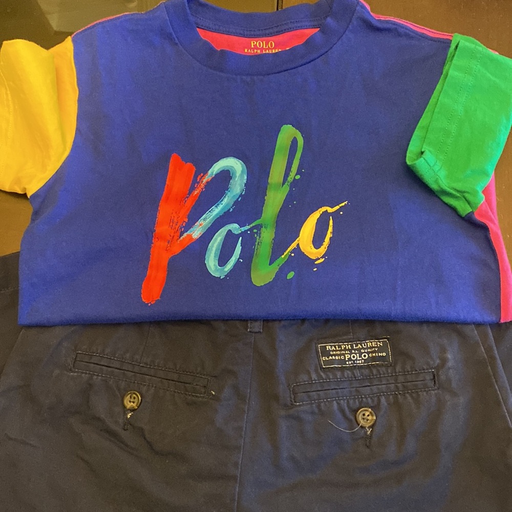 5 lbs. Size 6-8 boys clothing, shirts, jeans, pajamas, and shorts, many brands.